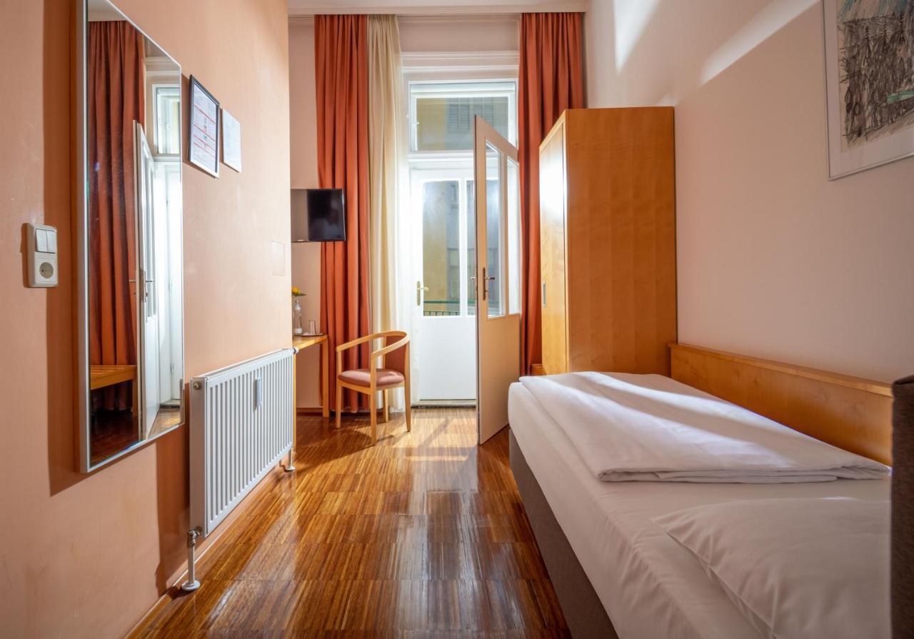 Superior Single Room